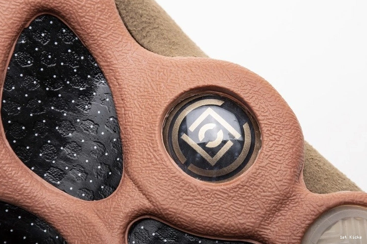 Low Retro 13 Stone Sepia  Jordan Clot AT3102-200 0101